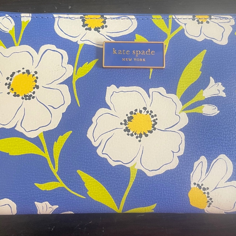 Kate Spade Katy Sunshine Floral Textured Medium Leather Wallet NWT